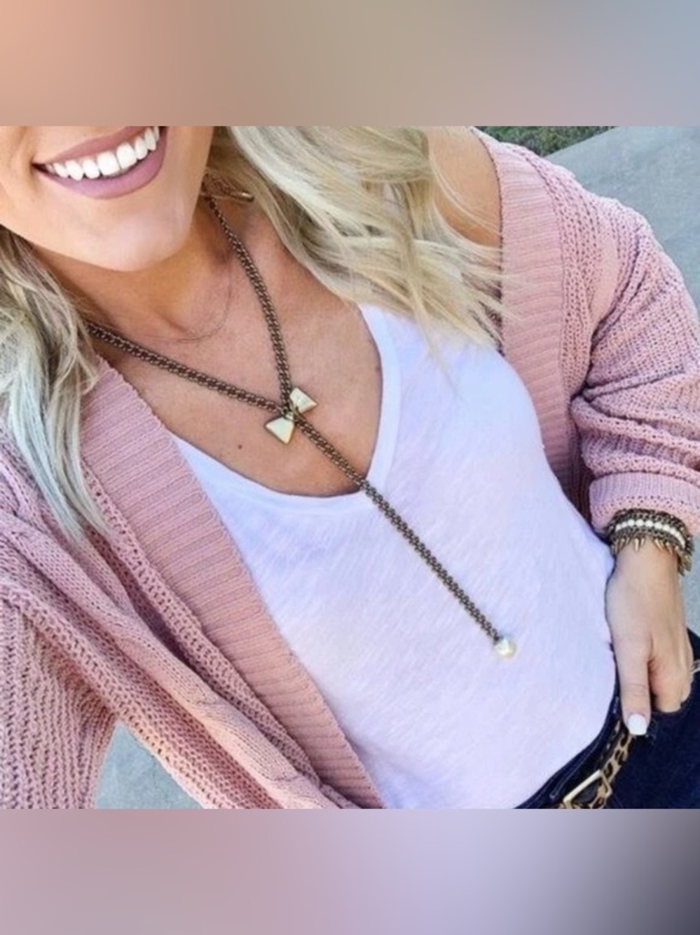 Stella & Dot Lady Bow-Lo Necklace